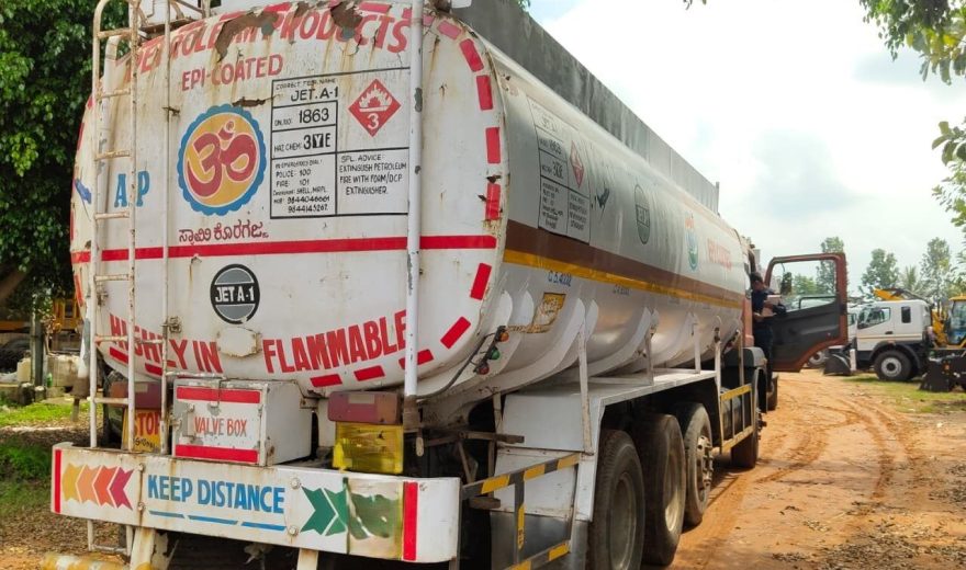 WhatsApp Image 2025-11-18 at 09.30.54 (1)